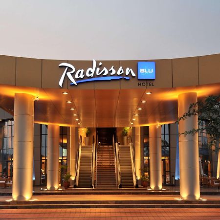Radisson Blu Hotel לוסקה מראה חיצוני תמונה